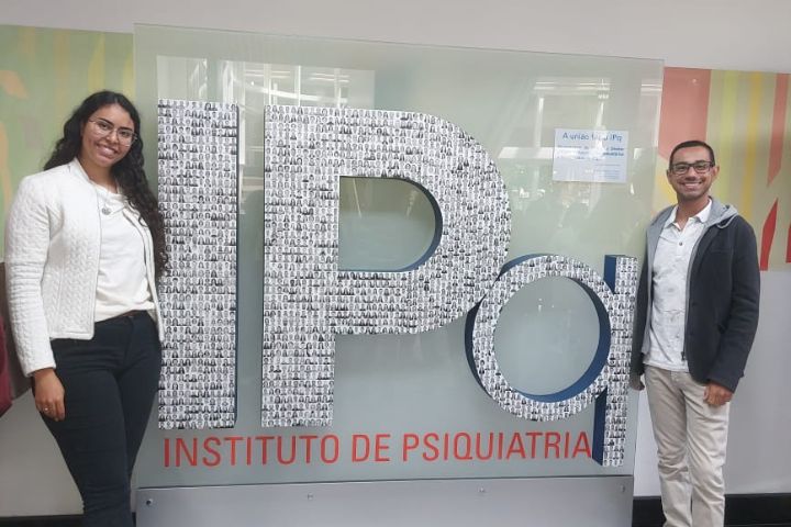  Buscando conhecimento: Psicologia hospitalar participa de evento na USP